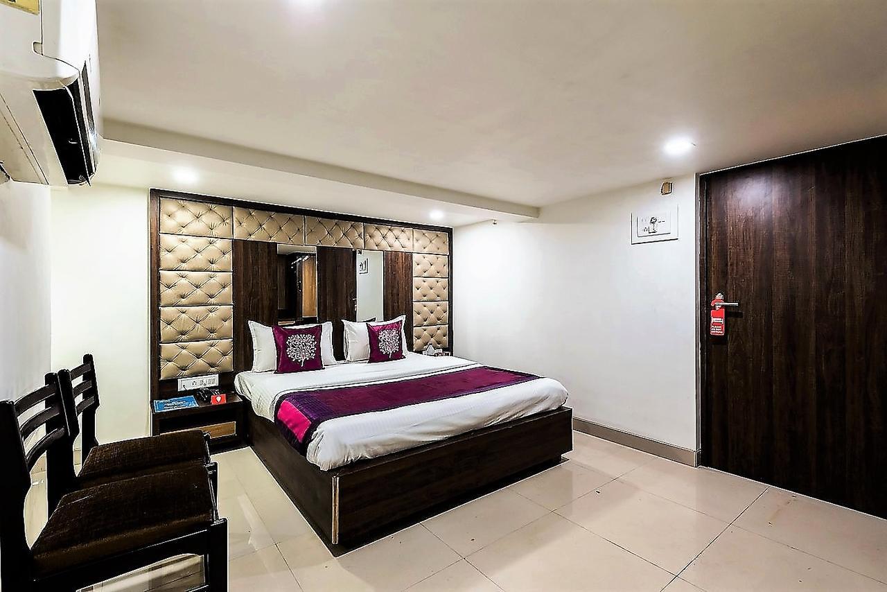 Hotel Shelter Palace Navi Mumbai Exterior photo